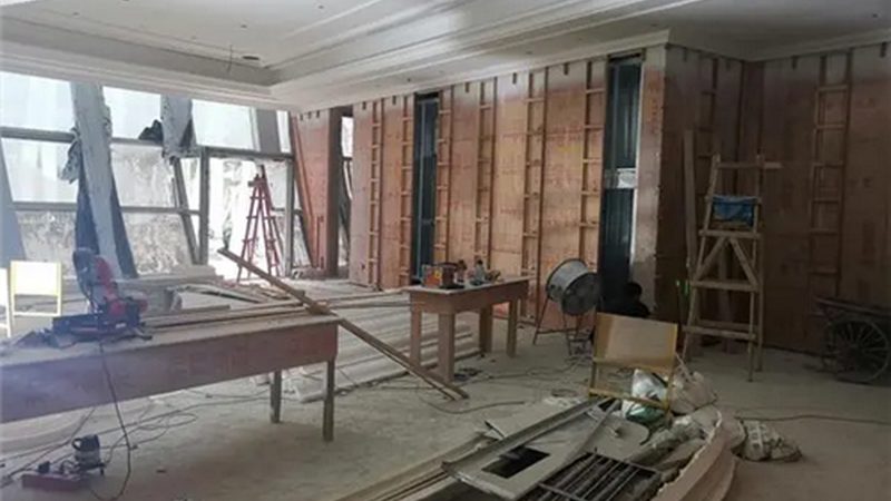 水电改造水管走顶还是走地？如何根据实际情况选择